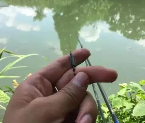 滑漂铅坠能放钩底下吗？老钓手拆穿3个实战